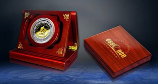 紀(jì)念幣廠家列舉幾組常見(jiàn)的同學(xué)聚會(huì)紀(jì)念幣定制問(wèn)題的匯總（圖）